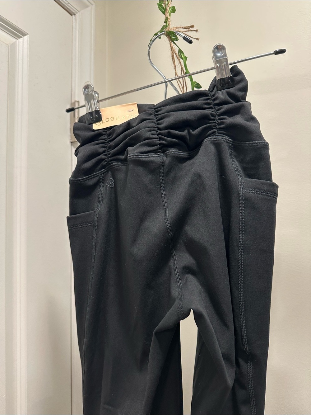 Women’s XS | Blogilates Ruched Cinch Waist Leggings with Pockets